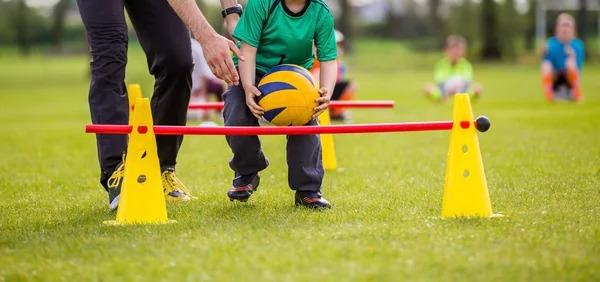 弗拉格27分，小波特28+9，独行侠主场击败篮网