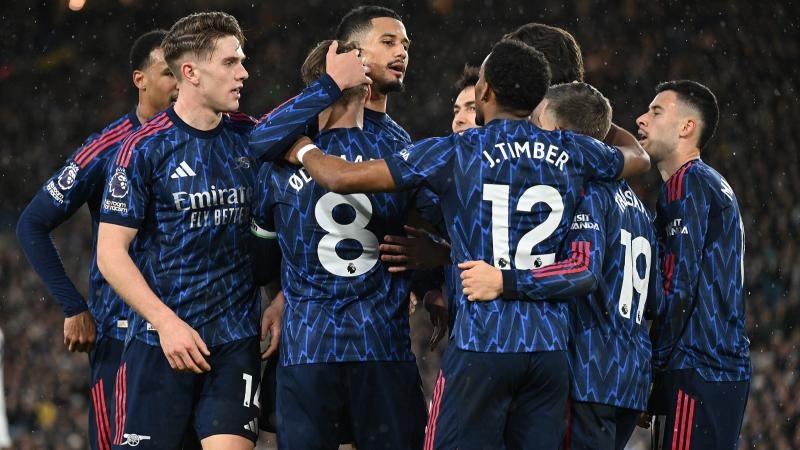 棒球与传感器技术球棒末端的传感器如何纠正年轻球员的挥棒轨迹