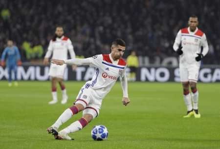 而亚泰的防 而亚泰的防