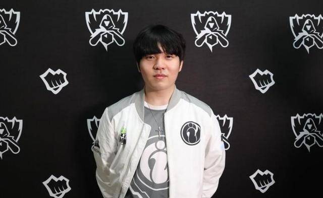 轻人组成 轻人组成