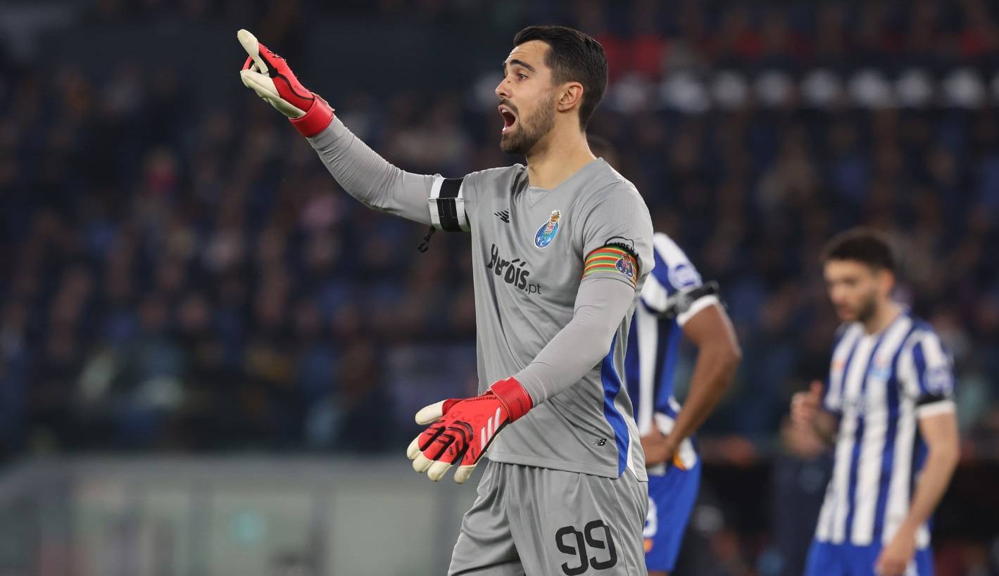 至突破千元 至突破千元